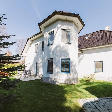 Ostseevilla Dietlinde ツィングシュト